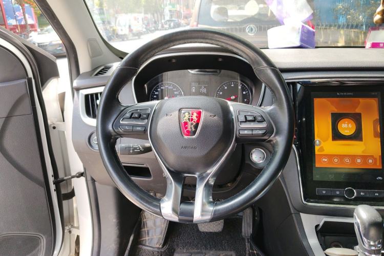 Used Roewe RX5 2019 20T Two-Wheel Drive Automatic 4G Connected Platinum Edition
