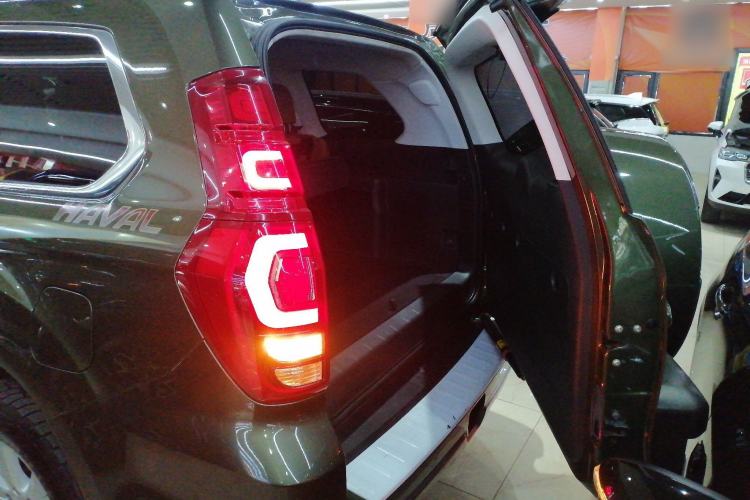 Used Haval H9 2017 2.0T Gasoline 4x4 Premium 5-Seater