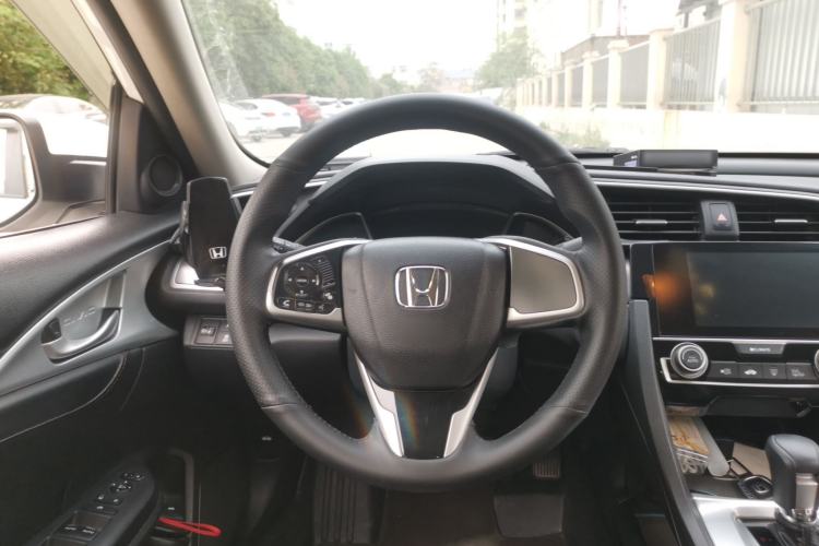 Used Honda Civic 2016 220TURBO CVT Luxury Edition