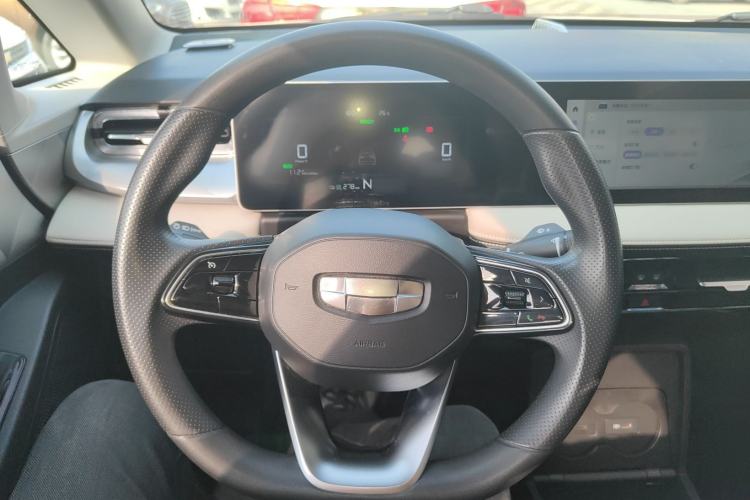 Used Geometry E Firefly 2023 401KM Linglong Tiger 5-Seater
