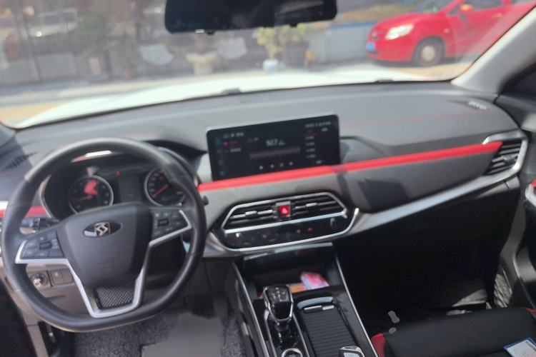 Used SOL X8 2021 300T DCT Leading Smart Connectivity Version 7 Seats