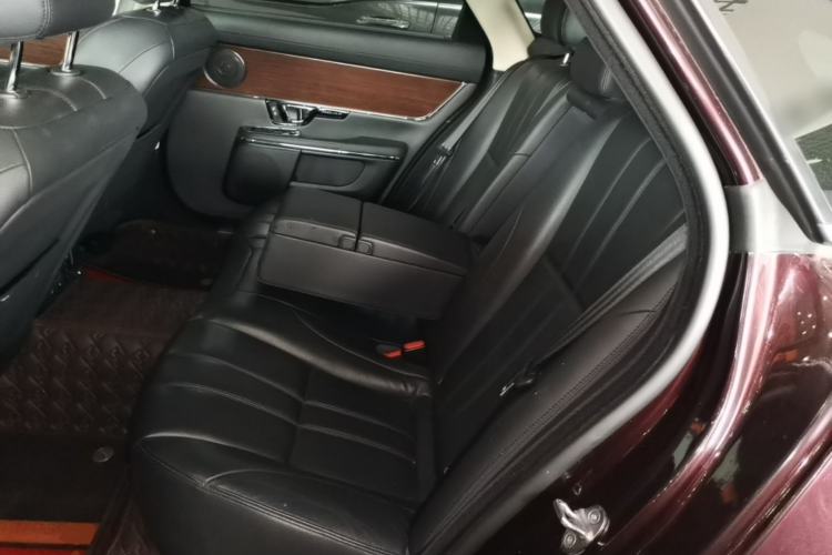 Used Jaguar XJ 2016 XJL 2.0T Two-Wheel-Drive Elegant Business Edition
