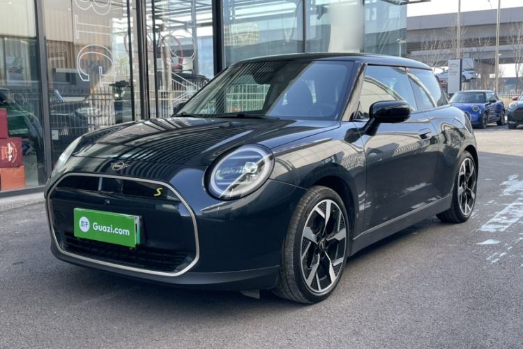 Used MINI Electric COOPER 2024 452km COOPER SE Artist