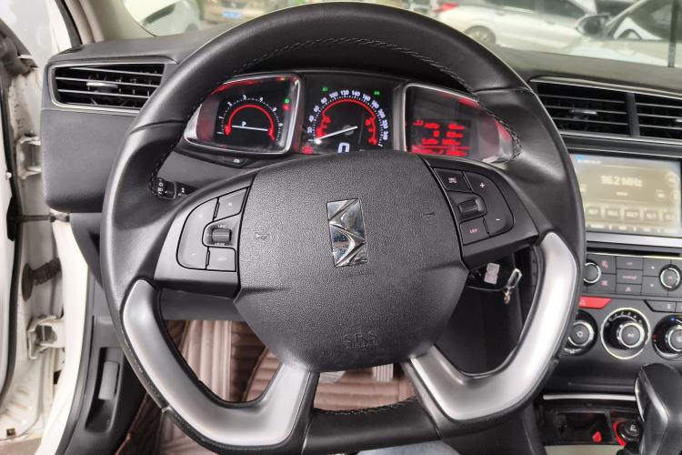 Used DS 5LS 2015 1.6T Style Edition THP160 Steering Wheel
