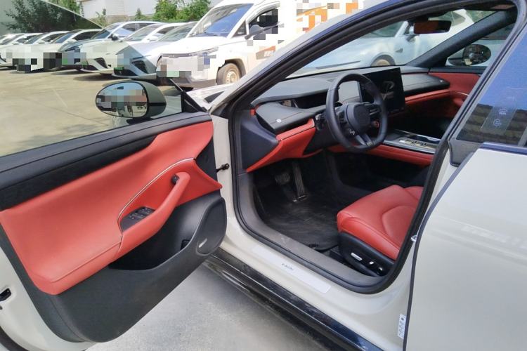 Used Xiaomi Auto SU7 2024 Rear-Drive Long-Range Intelligent Driving Version
