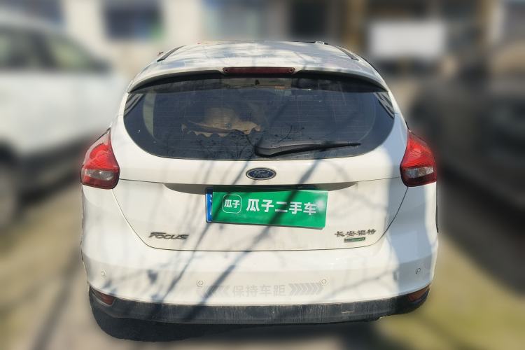 Used Ford Focus 2015 Hatchback EcoBoost 125 Manual – Ultra-Style Edition
