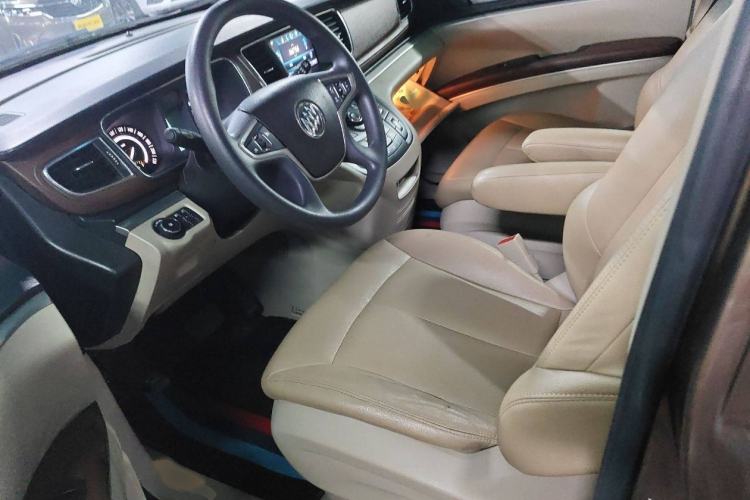 Used Buick GL8 2018 28T Comfort Model China VI Standard
