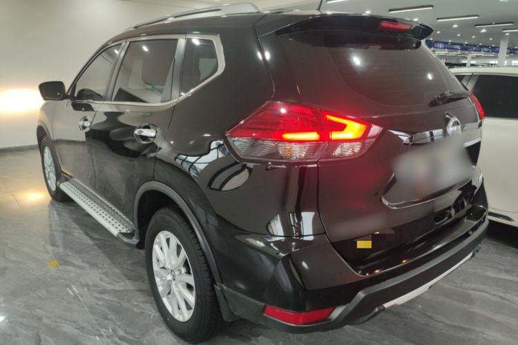 Used Nissan X-Trail 2023 Classic 2.0L Two-Wheel Drive Smart Connect & Comfort Edition Rear Left 45 Deg