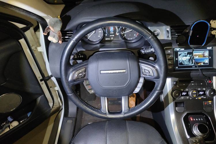 Used Land Rover Range Rover Evoque 2016 2.0T SE PLUS Smart Enjoyment Edition