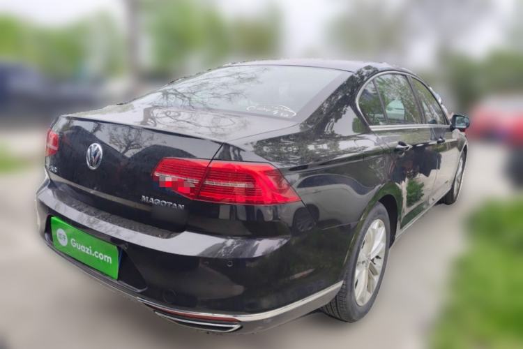 Used Volkswagen Magotan 2018 330TSI DSG Luxury Model Rear Right 45 Deg