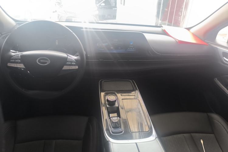 Used AION S 2023 Meizu 580 Lithium Iron Phosphate Center Console