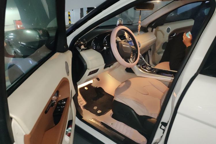 Used Land Rover Range Evoque 2012 2.0T 5-Door Ignite Edition Driver Seat