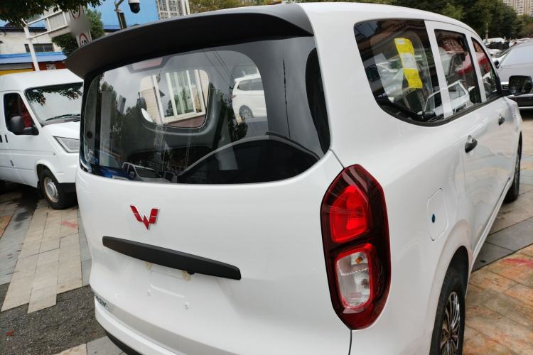 Used Wuling Hongguang New Energy 2025 Extended-Range Hybrid 50 km Utility Version