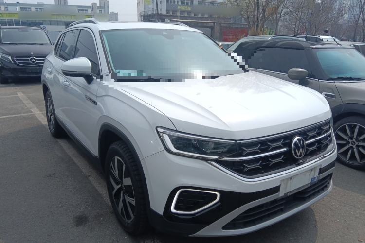 Used Volkswagen Tayron 2024 300TSI Two-Wheel-Drive Luxury Plus Advanced Version Front Right 45 Deg