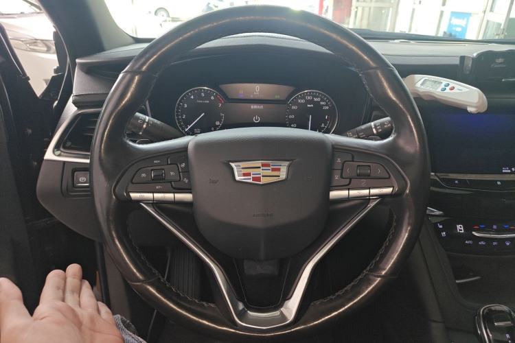 Used Cadillac XT6 2021 2.0T Six-Seater Four-Wheel-Drive Luxury Version