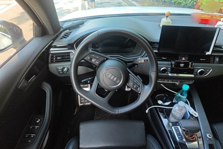 Used Audi A4L 2023 40 TFSI Luxury Dynamic Model
