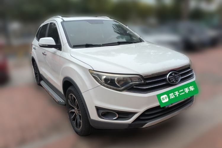 Used FAW Senya R7 2017 1.6L Manual Luxury Model