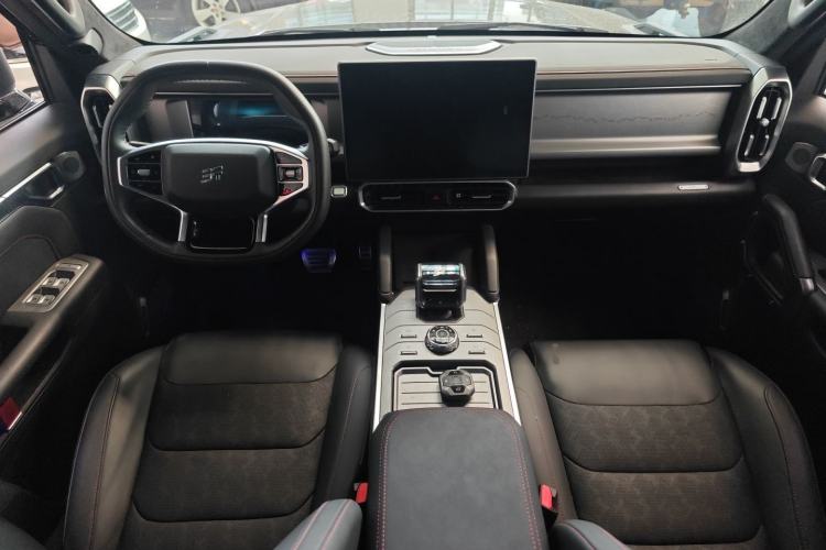 Used JETOUR Traveler 2023 2.0T All-Wheel Drive Conquer PRO
