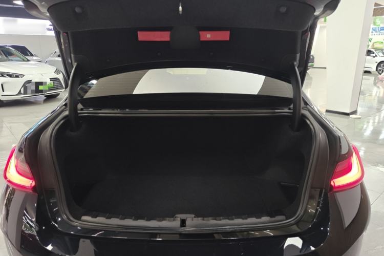 Used BMW i3 2024 eDrive 35 L Trunk