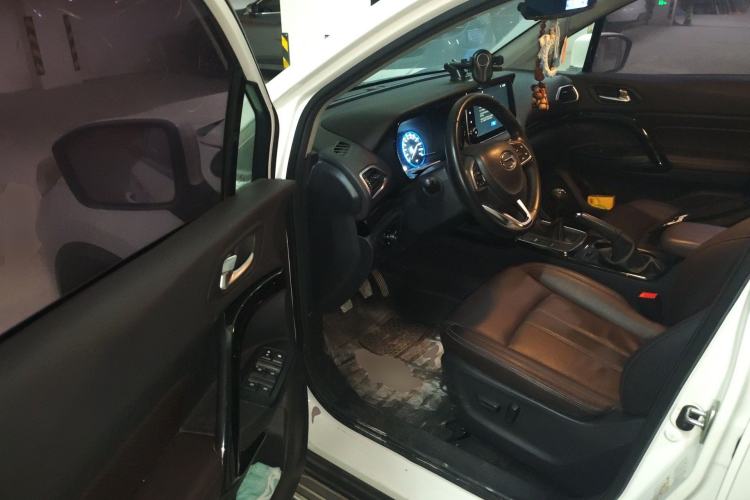 Used GAC Trumpchi GS4 2018 235T Manual Two-Wheel Drive Luxury Edition Driver Seat