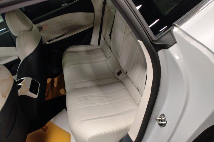 Used Geely Galaxy E8 2024 665 km Range Rear-Drive Starship Long-Range Version