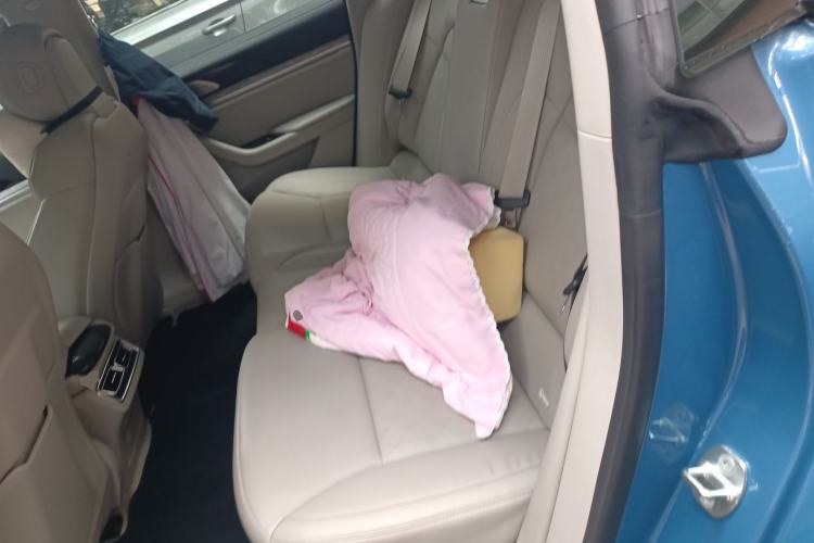 Used NETA S 2022 Pure Electric 715 km Range Rear-Wheel Drive Mid-Range Version