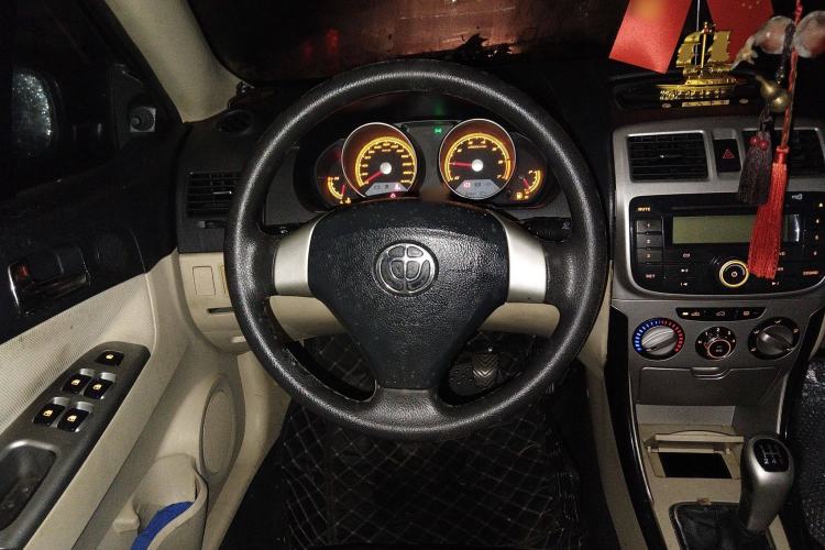 Used Brilliance Junjie FSV 2011 New Edition 1.5L Manual Standard Model