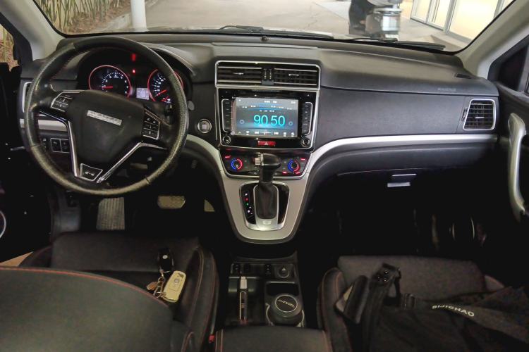 Used Haval H6 2015 Sport Edition 1.5T Automatic Two-Wheel Drive Luxury Model Center Console