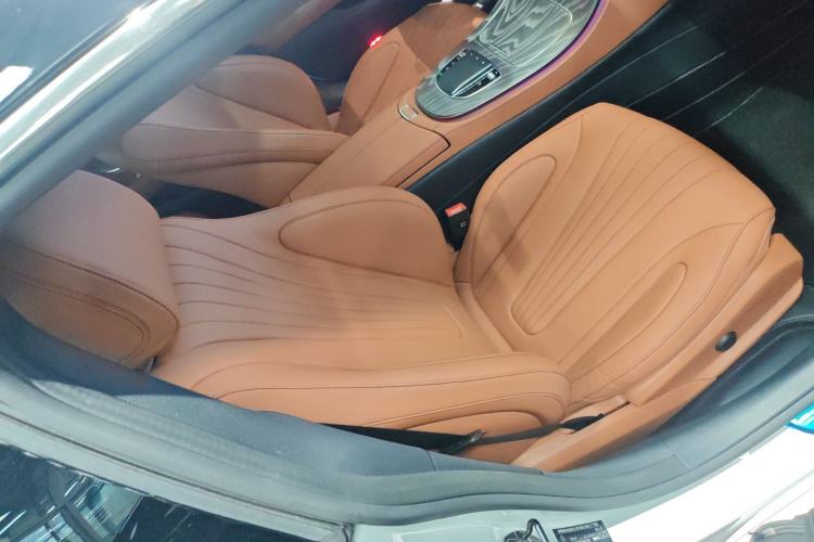 Used Mercedes-Benz CLS 2023 CLS 300 Luxury Model