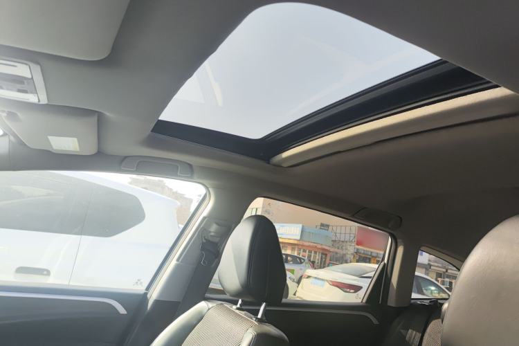 Used Honda Jade 2016 1.8L Automatic Comfort Elite Version 5 Seats
