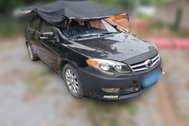 Used Soueast V5 Lingzhi 2012 1.5L Manual Standard Edition Front Right 45 Deg