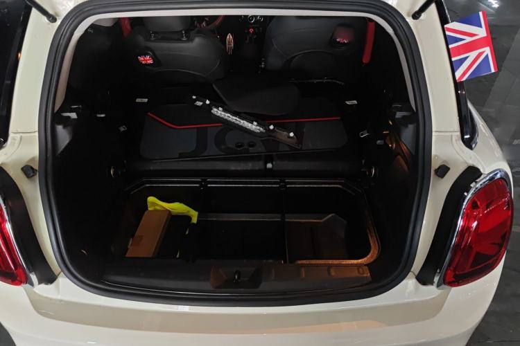 Used MINI 2019 2.0T COOPER S Classic Edition
