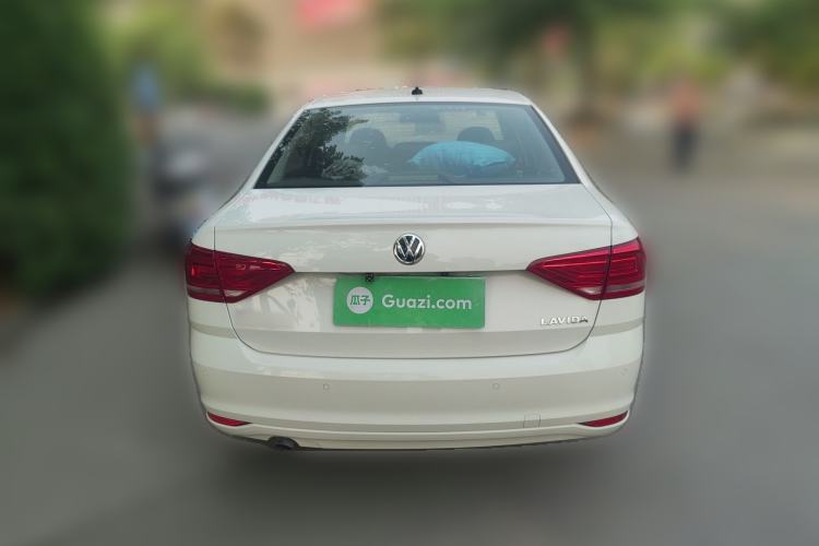 Used Volkswagen Lavida 2015 1.6L Manual Fashion Edition Rear