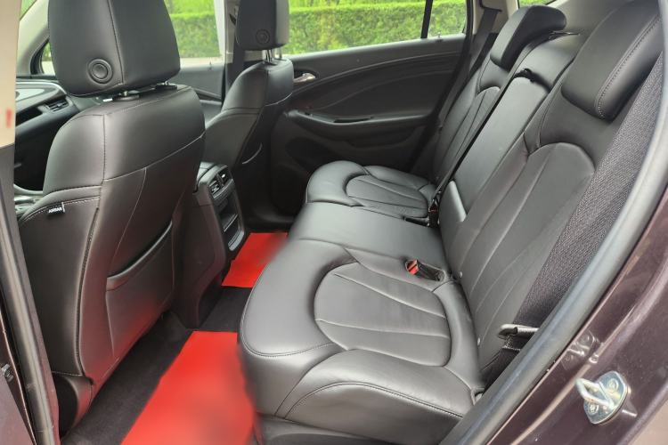 Used Buick Envision 2018 20T Two-Wheel-Drive Elite Model
