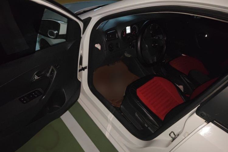 Used Volkswagen Polo 2014 1.6L Automatic Comfort Edition