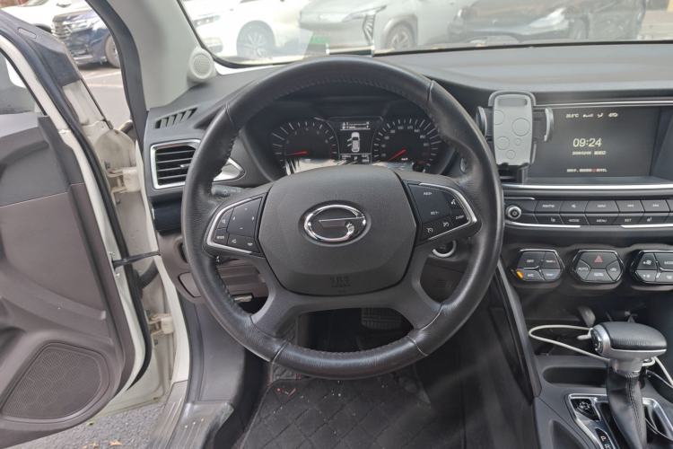 Used GAC Trumpchi GS4 2017 235T Automatic Two-Wheel Drive Luxury Smart Connectivity Version