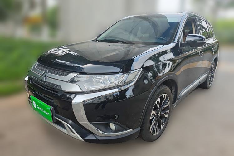 Used Mitsubishi Outlander 2019 2.0L Two-Wheel Drive Comfort Edition 5 Seats China V Standard
