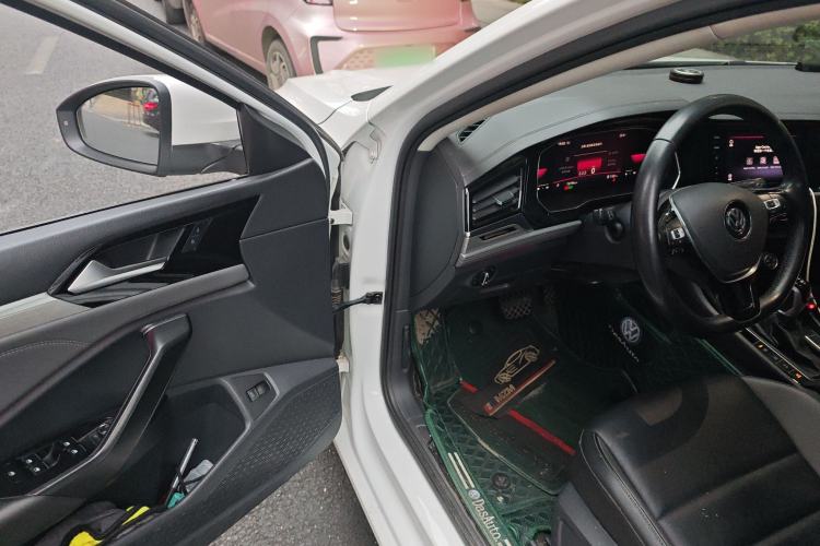 Used Volkswagen Sagitar 2021 280TSI DSG Comfort Connect Edition Driver Seat