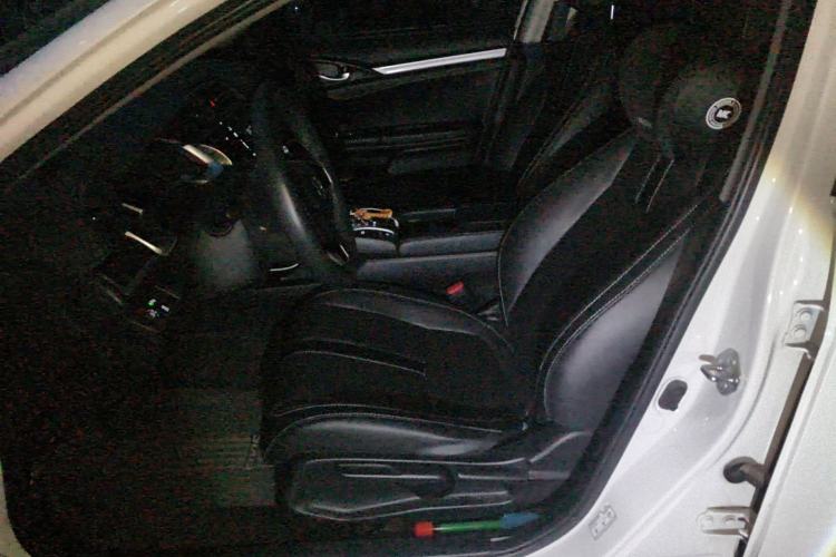 Used Honda Civic 2021 HATCHBACK 220TURBO CVT New Trendsetter