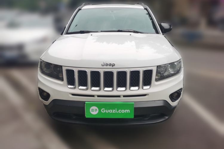 Used Jeep Compass 2013 2.4L four-wheel-drive sport version