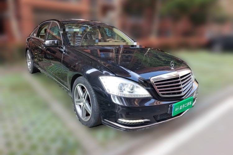 Used Mercedes-Benz S-Class 2012 S 300 L Business Standard Model
