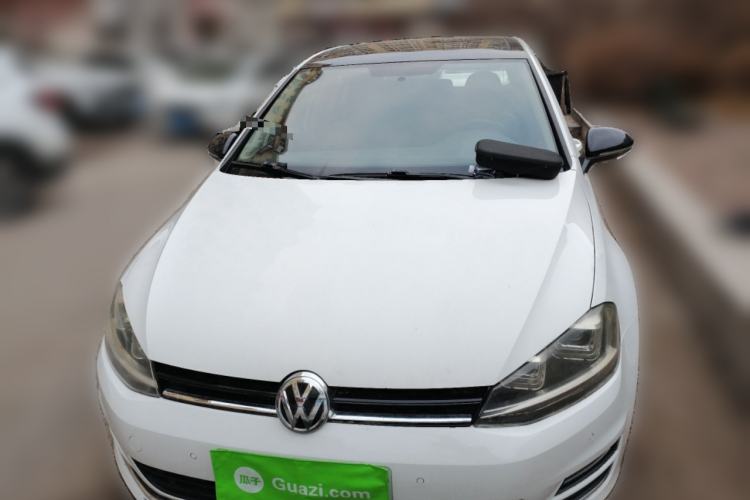 Used Volkswagen Golf 2017 230TSI Automatic Comfort Edition – Celebrating Milestone of One Million Units Front