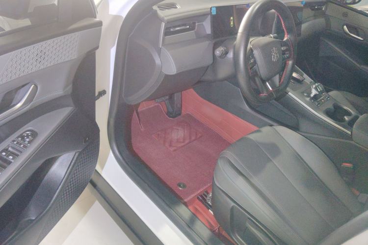 Used BYD Qin PLUS 2025 DM-i Smart Drive 55KM Leading Model