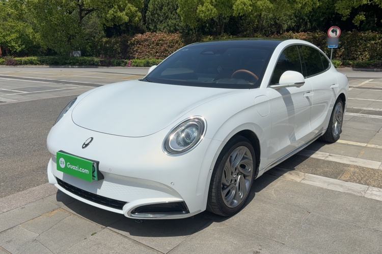 Used ORA Lightning Cat 2022 555 km Luxury Edition