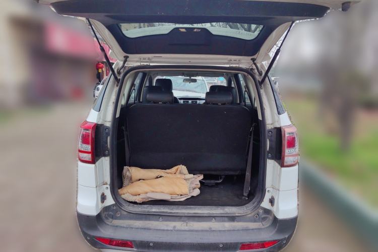 Used HYOSOW S3 2014 1.5L Luxury Version China IV Emission Standard
