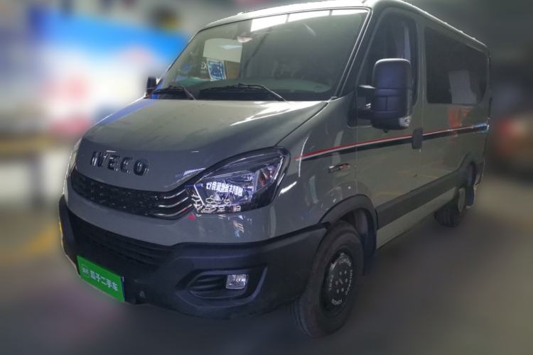 Used Iveco Eurocargo 2021 3.0T Automatic Super-Rui Short Wheelbase Low-Roof Manual-Door F1C