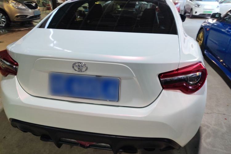 Used Toyota 86 2017 2.0L Manual Luxury Version