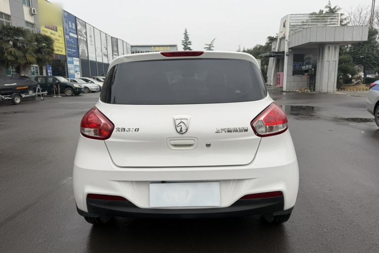 Used Baojun 310 2016 1.2L manual Comfort trim level