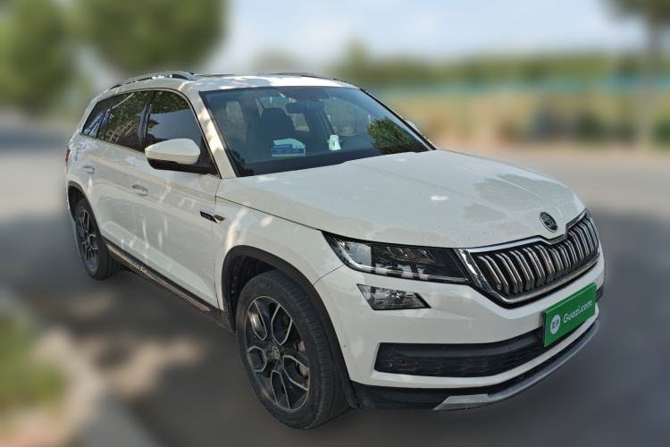 Used Skoda Kodiaq 2019 Facelifted TSI330 7-Seater Two-Wheel-Drive Luxury Enjoyment Edition China VI Standard