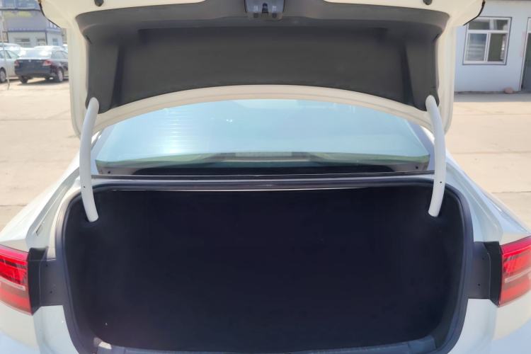 Used Volkswagen Lamando 2021 230TSI DSG Fashion Edition
